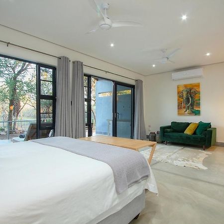Villa Kruger'S Keep - Luxury Couples Haven Marloth Park Esterno foto