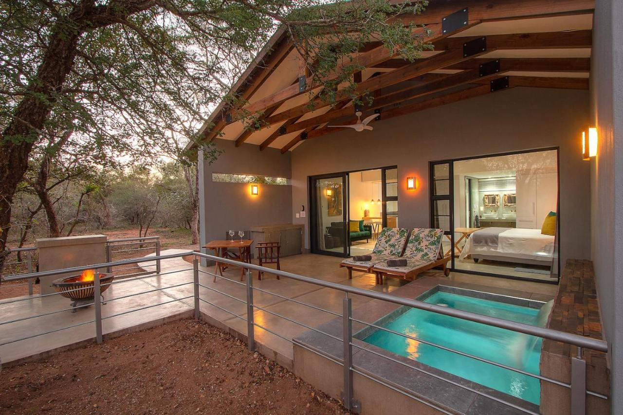 Villa Kruger'S Keep - Luxury Couples Haven Marloth Park Esterno foto