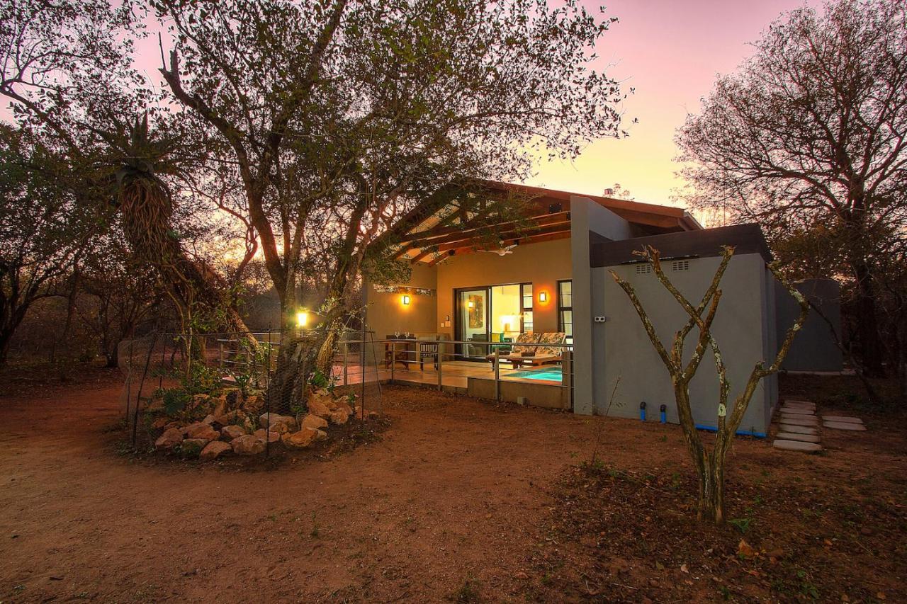 Villa Kruger'S Keep - Luxury Couples Haven Marloth Park Esterno foto